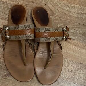 Stylish Tan Sandals for Women Gucci